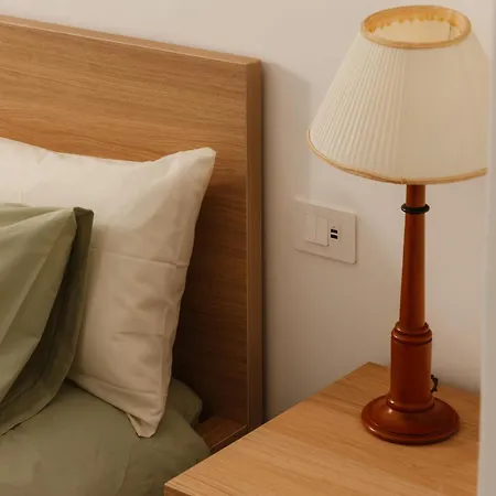 Connie's Tourist Bari