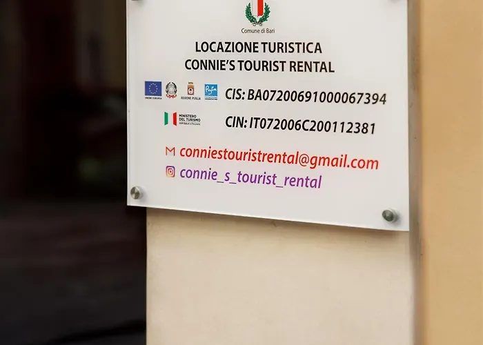 Гостевой дом Connie's Tourist 3*